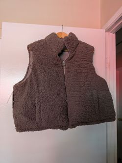 Faded Rose Essentials Reversible Sherpa Vest, Size XL