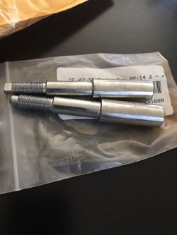 2 pc shock extenders for 02 to 05 Dodge Ram 1500