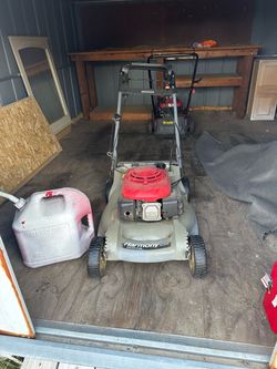 Honda Harmony 215 Lawnmower