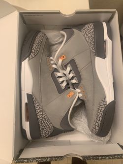 Size 10m Jordan 3s With L Shirt And L Shorts Set To Match