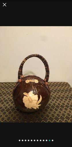 COCONUT  PURSE