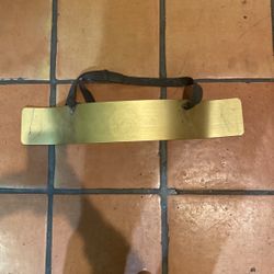 Curling chest bar