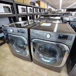 Now Only $1748! Mega CapacityLG Washer & Gas Dryer, Open Box, One Year Warranty