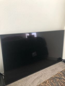 LG SMART TV 57.5”