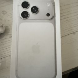 iphone 17 pro white 1TB