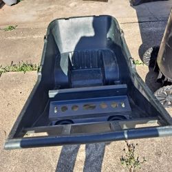 Garden and utility cart