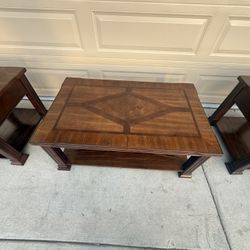Somerton Coffee Table &End Tables