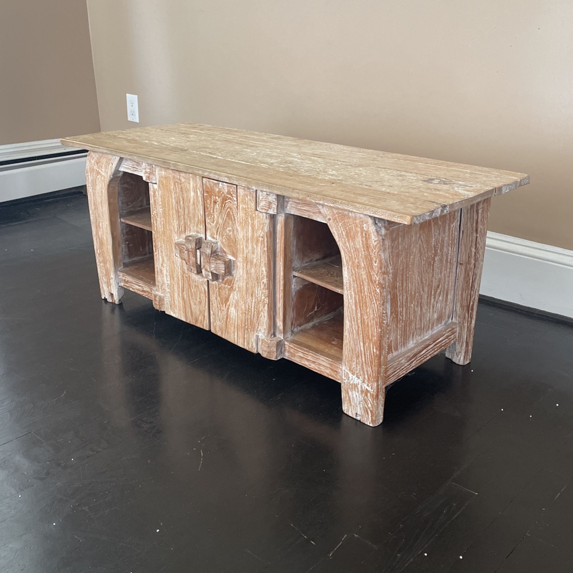 Beautiful White-washed Coffee Table
