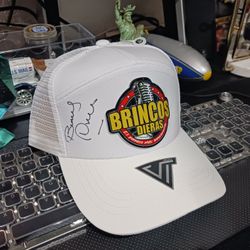 Brincos Dieras Original, new, and official hat.  Signed.