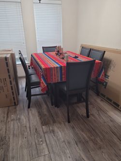 Dinner Set