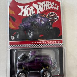 Hot Wheels Collectors RLC Exclusive Volkswagen T1 Rockster 20982/30000