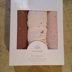 Muslin Swaddle Blankets Cloud Island 