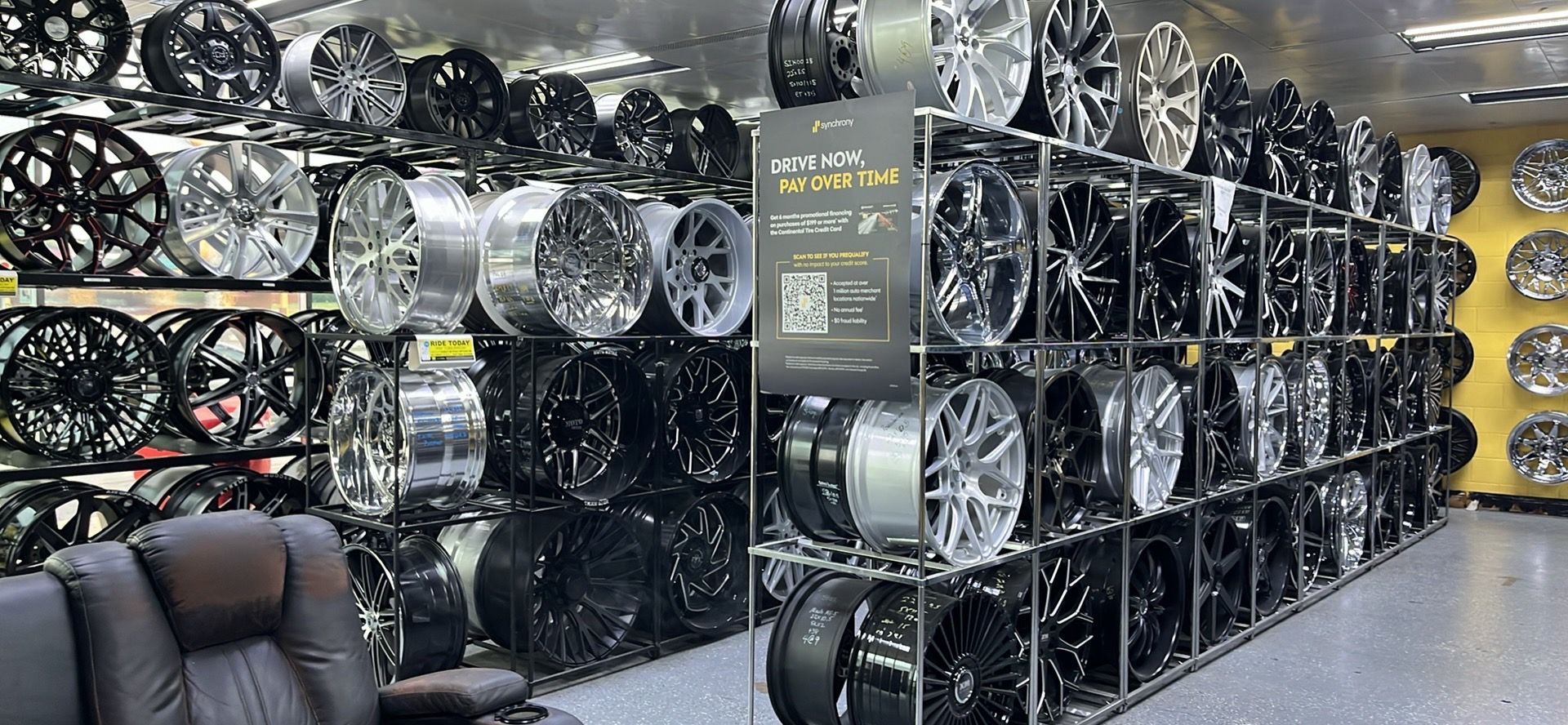 CUSTOM WHEELS SET $10 DOWN