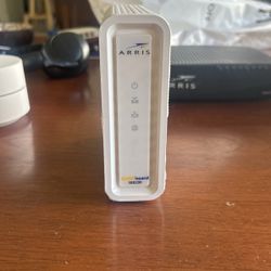 Arris Surfboard