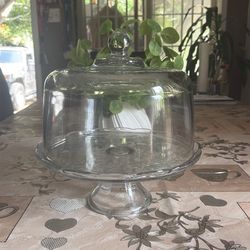 Princess house glass cake display with lid