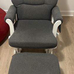 Dutailier Glider with Multiposition Lock & Ottoman Combo (Recline)