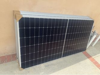 8 Byd Solar panels 580w each