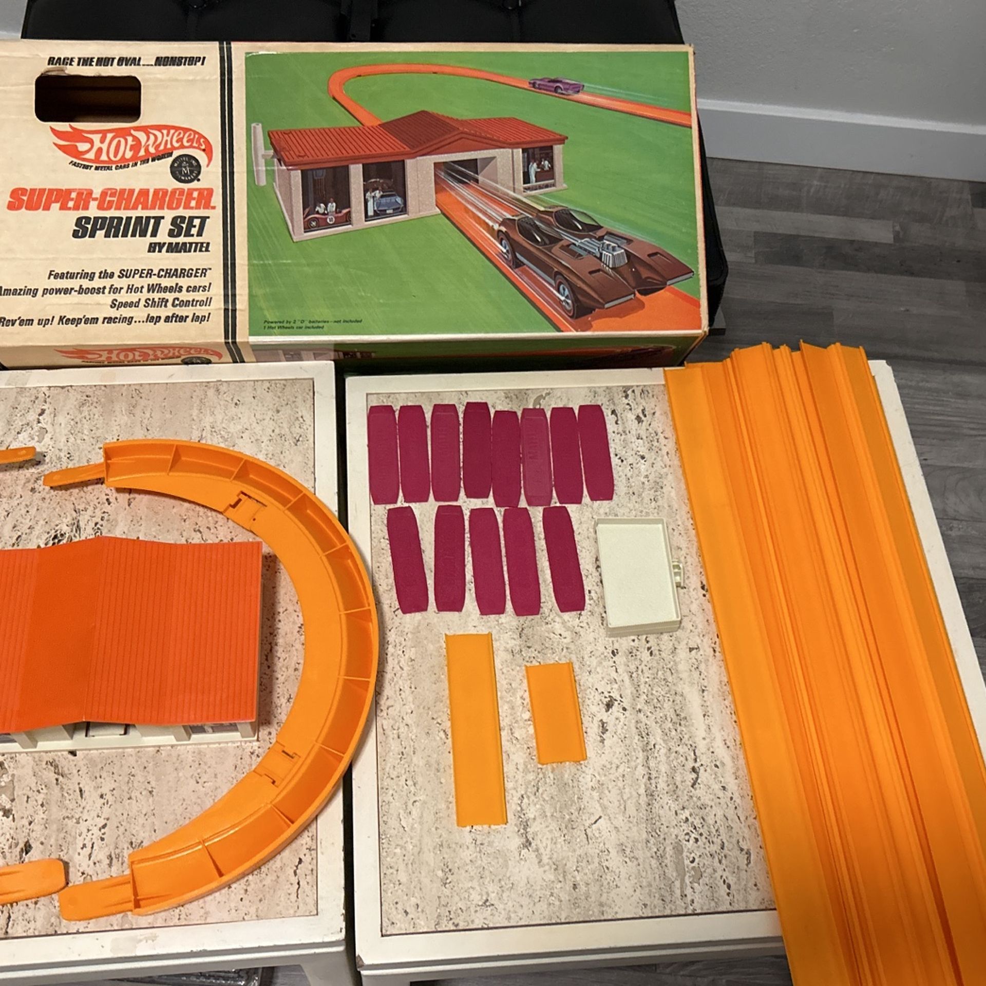 Hot wheels super charger sprint set hotsell