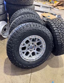 Fuel Wheels & Tires
