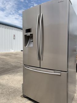 Samsung French door refrigerator