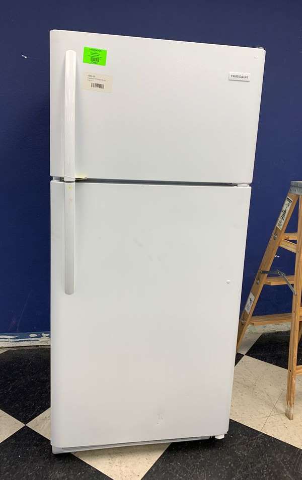Refrigerator Sale!! All new with warranty!! Liquidation Event!! LG, Frigidaire, Whirlpool and more!! Top freezer fridge 6Q