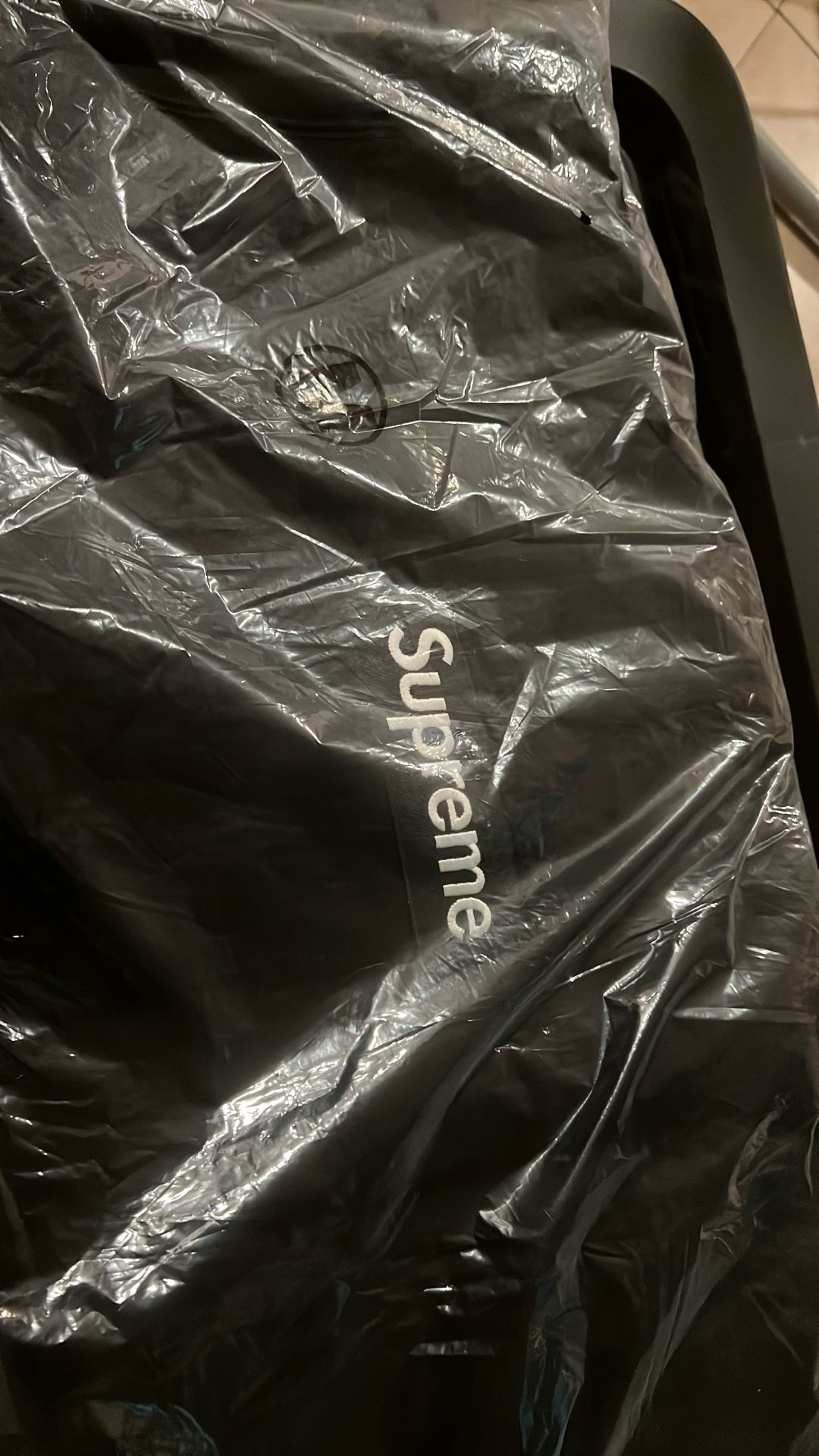 Supreme Box Logo Hooded Sweatshirt