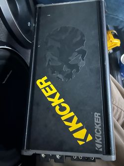 Kicker amp 1800.1