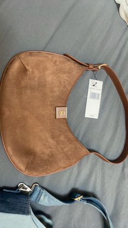 $50.00 Tommy Hillfiger hand bag
