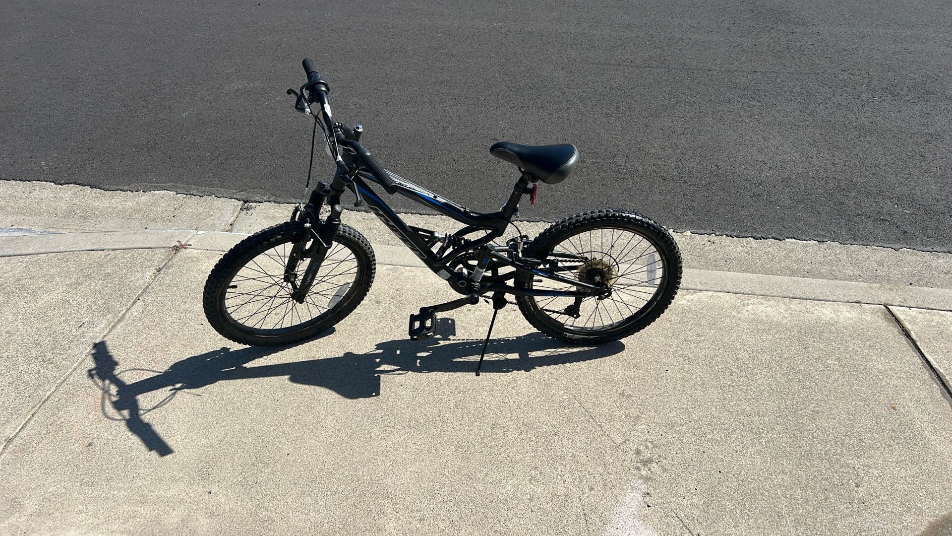 20” Full Suspension Hyper Mountain Bike