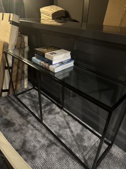 Beautiful All glass table RESTORATION HARDWARE