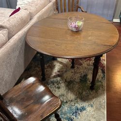 Vintage Dropleaf Table And Chairs 