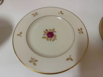 Set of 4 Lenox "Rhodora" 8" Rose Plates - Gold Trim - Vintage USA