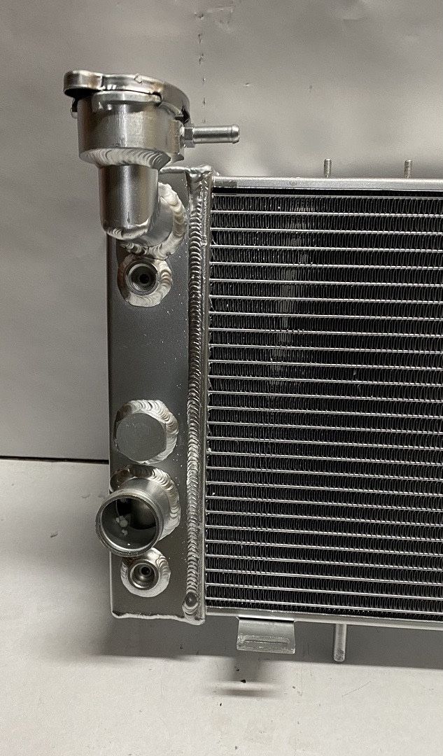 91-01 JEEP GRAND CHEROKEE 95-00 CHEROKEE SE SPORT 91-92 JEEP COMMANCHE FULL ALUMINUM 3 CORE ROW Radiador Aluminio