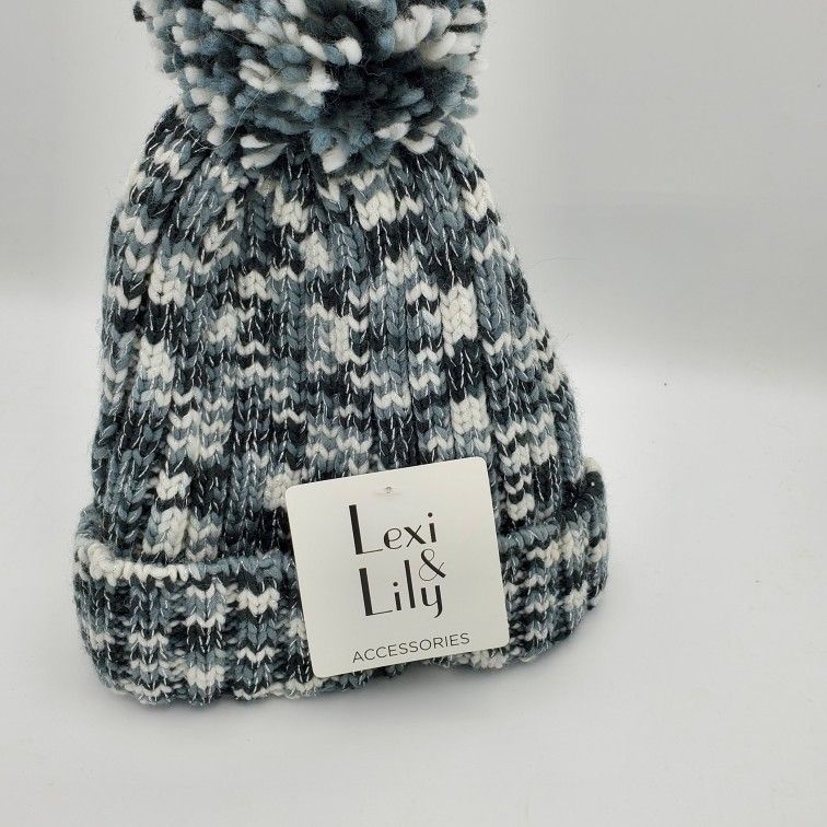 New With Tags Lexi and Lily Warm Winter Snow Hat