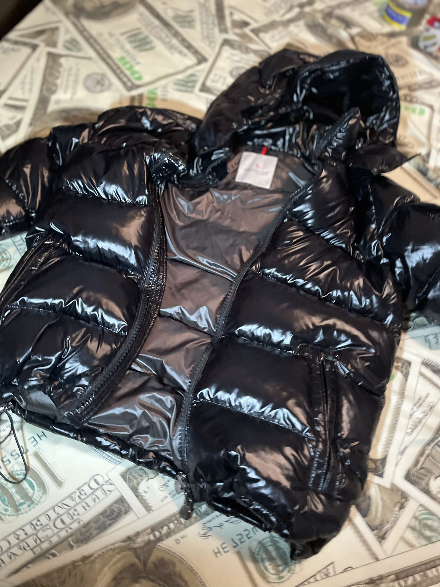 Moncler Puffer Size Small
