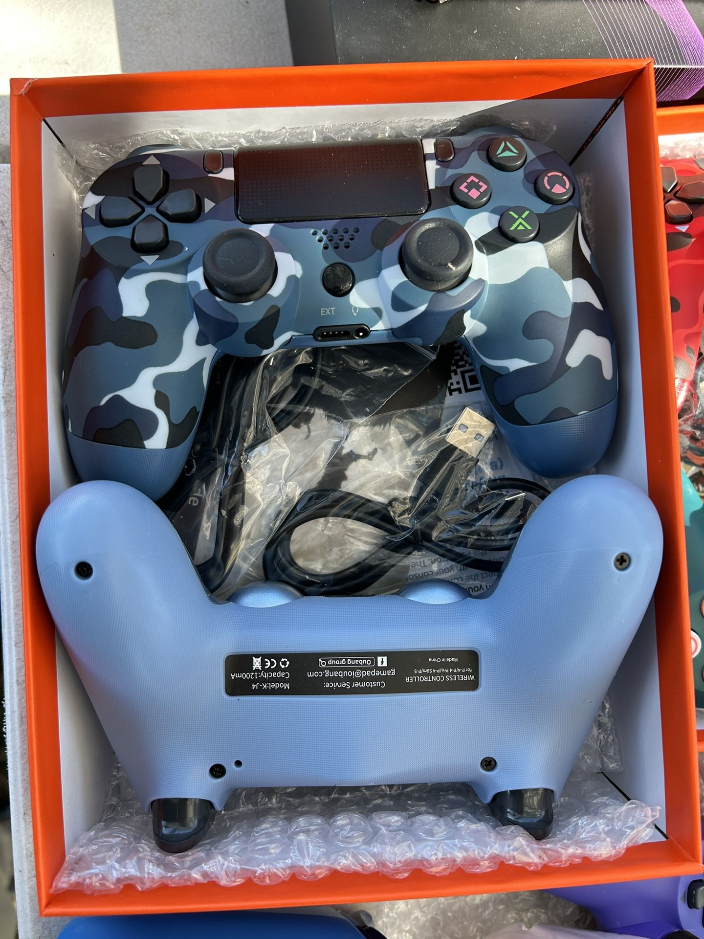 PS4 Controllers Set New