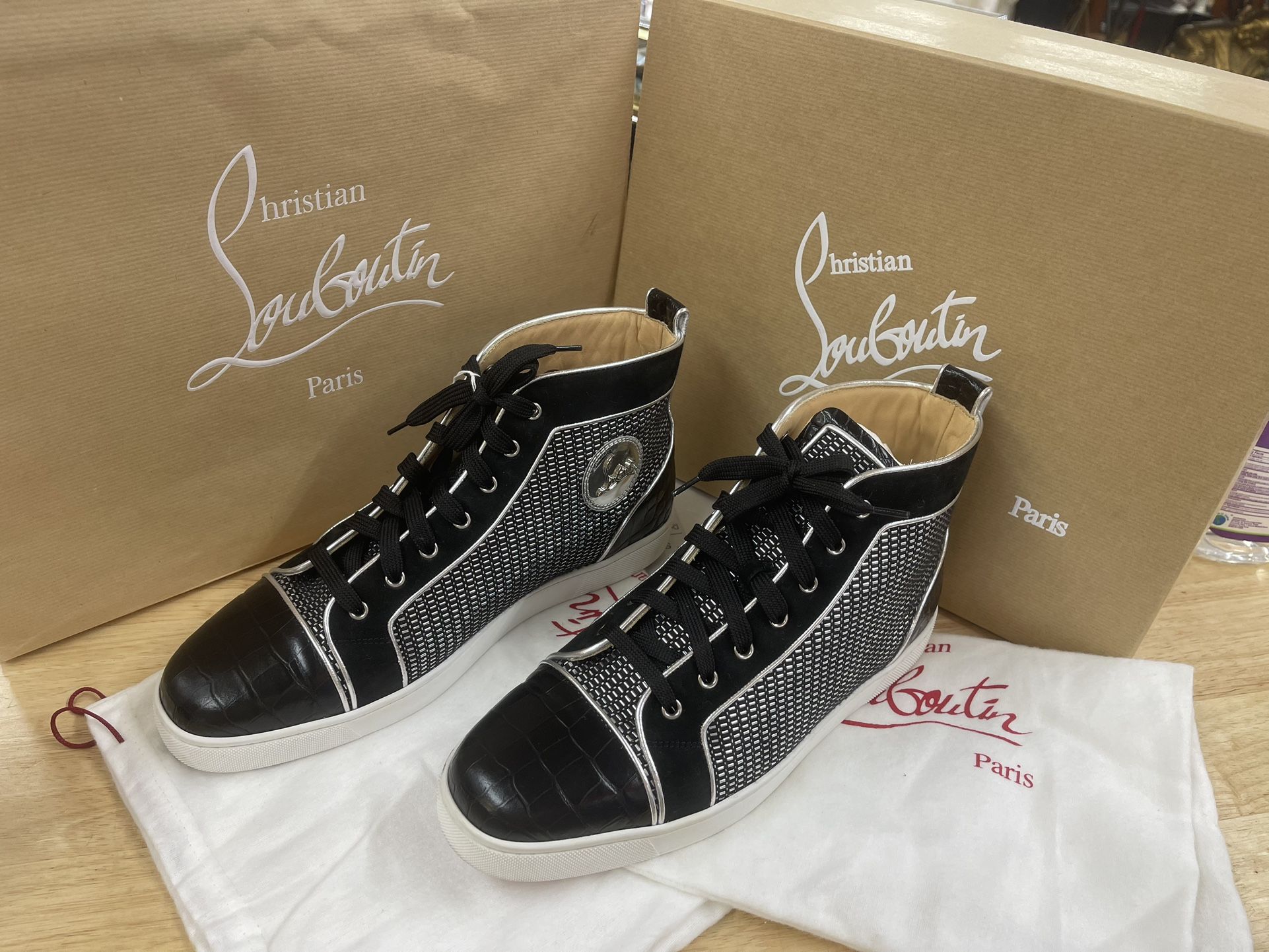 Christian Louboutin 44.5