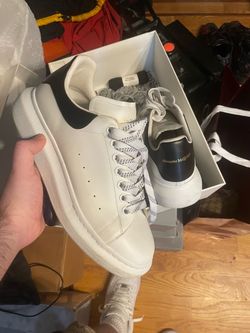 Alexander McQueen oversized sneaker