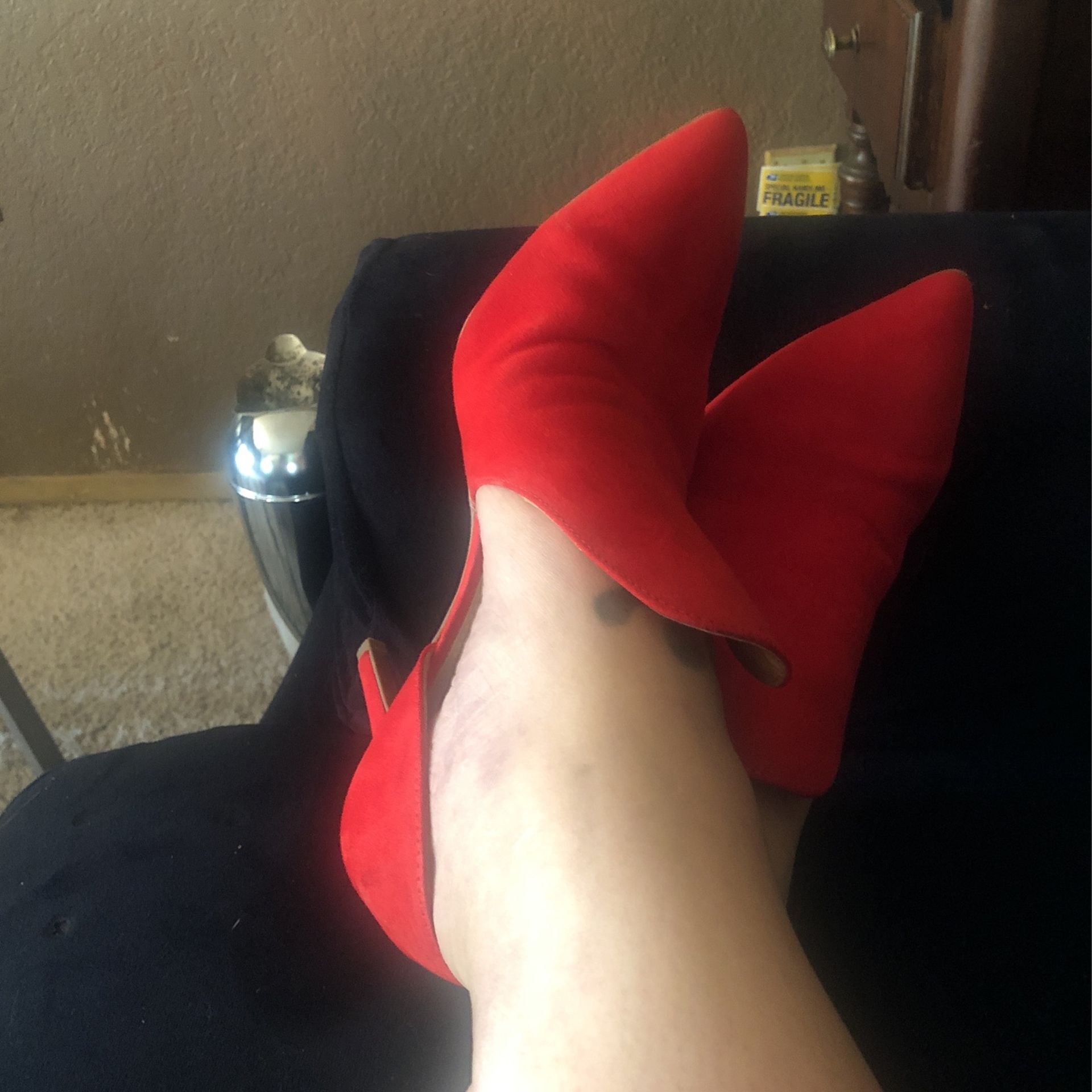 Red Heels Sz 7