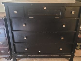 Dresser - 4 drawers