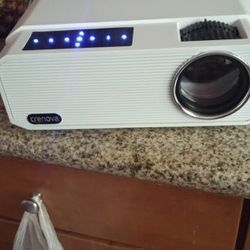 Brand New Led Projector High Lumens Pro White Model