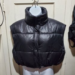 Lights weight Women Puffer Vest Size 3X 