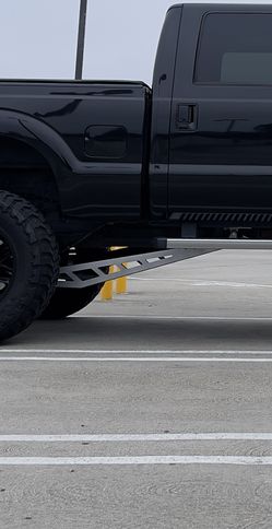 05-16 Ford F250 MC GAUGHYS Traction Bars