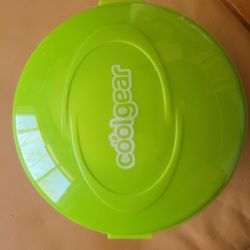 Cool gear salad to go