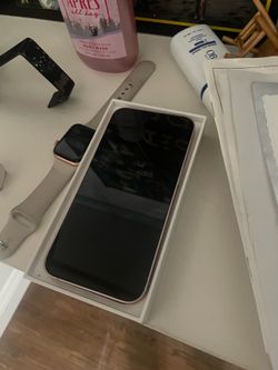 iphone and apple watch
