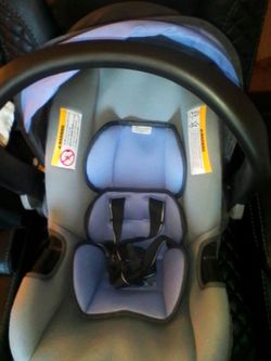 Baby Trend Car Seat with Base