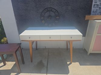 West elm desk / tabel
