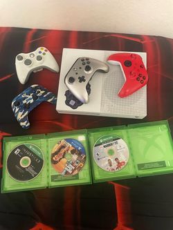 Xbox One S Console Bundle with 4 Controllers and Games