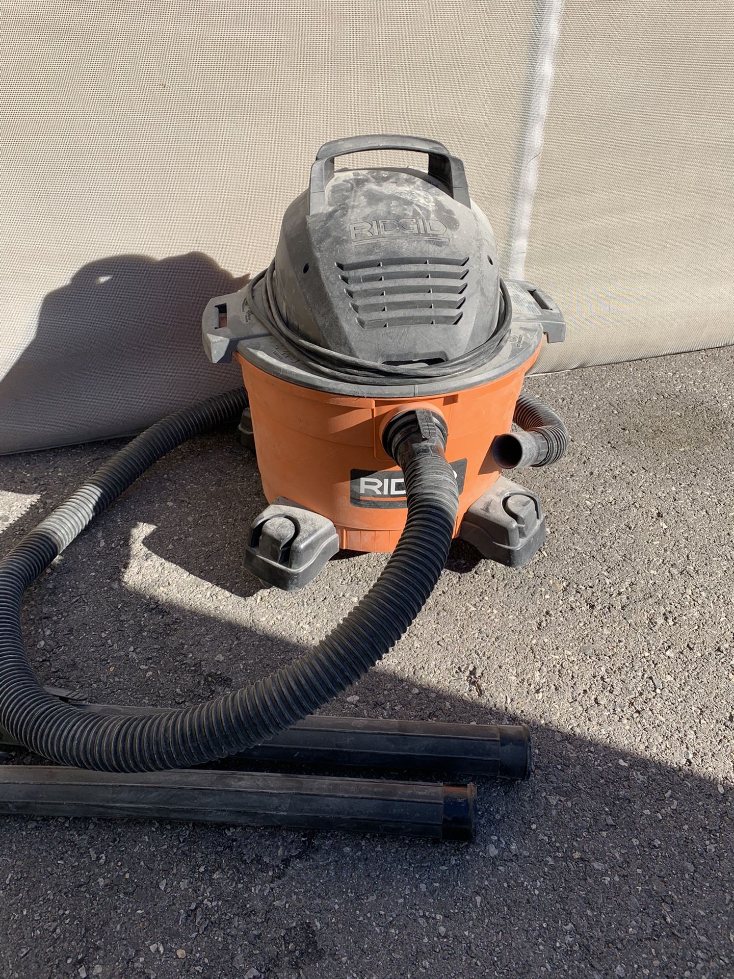 Ridged shop Vac
