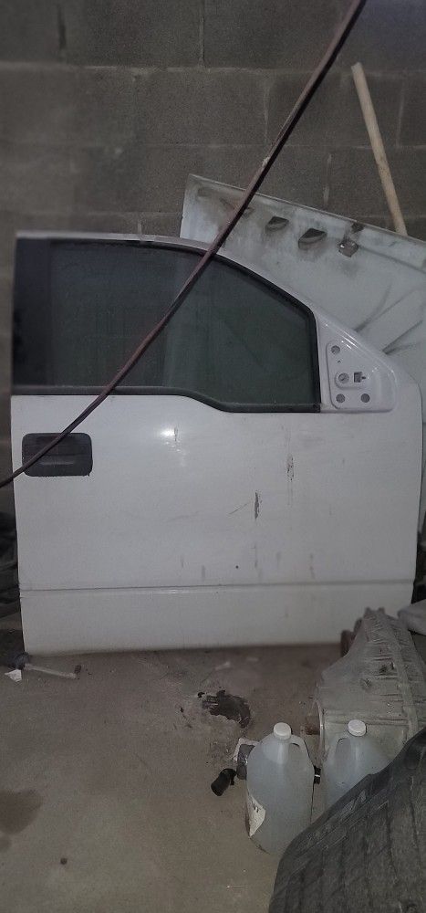 04 To 08 Ford Pickup F150 ,right Front Door